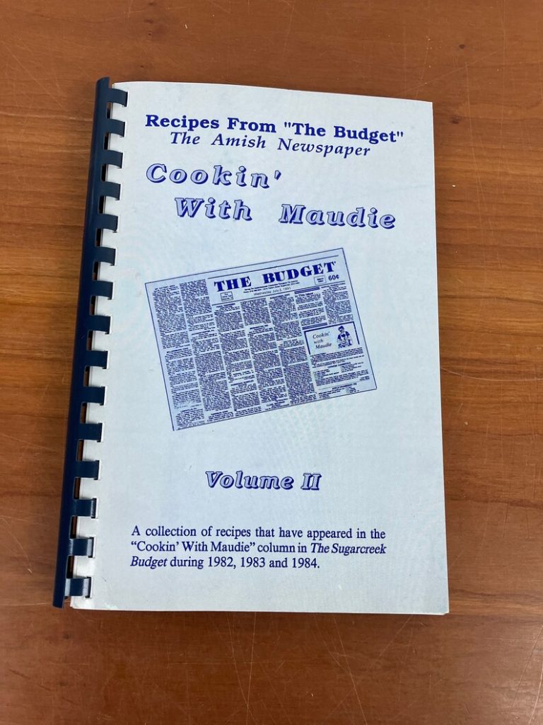 Cookin' with Maudie: Recipes from "The Budget" Newspaper Volume 2